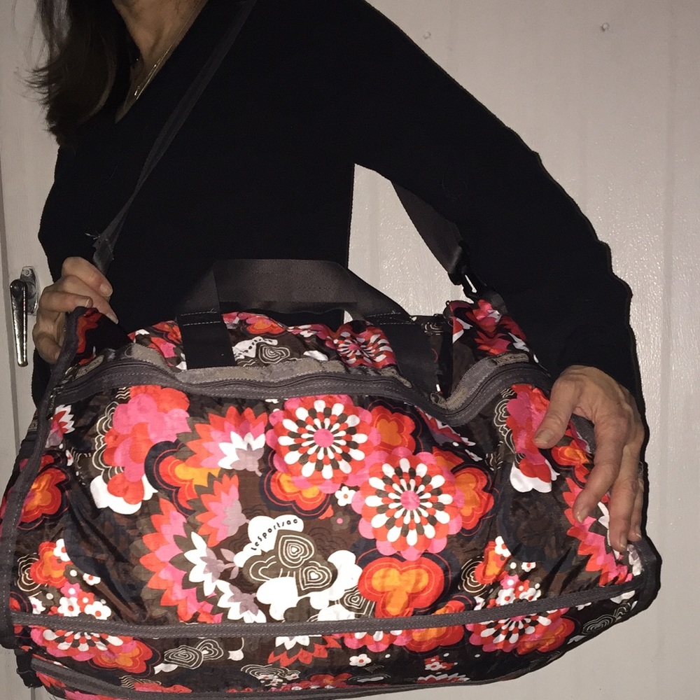 COPY - LeSportsac: Large flower🌼weekender DUFFLE w/case